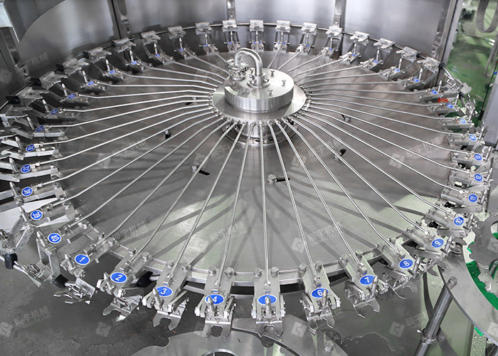 含汽飲料/蘇打水灌裝機 含汽飲料/蘇打水灌裝機