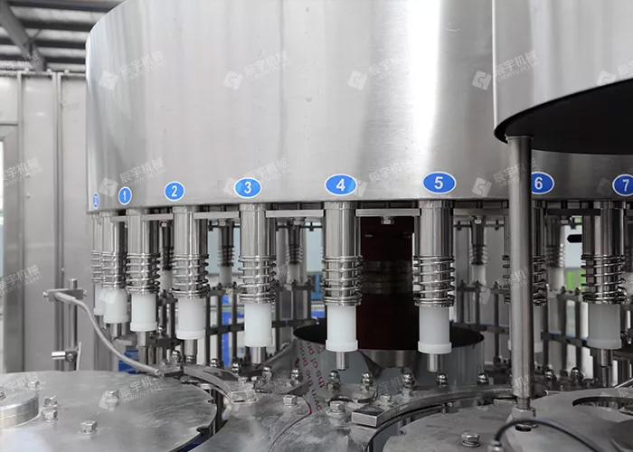 玻璃水灌裝機(jī) 玻璃水灌裝機(jī)